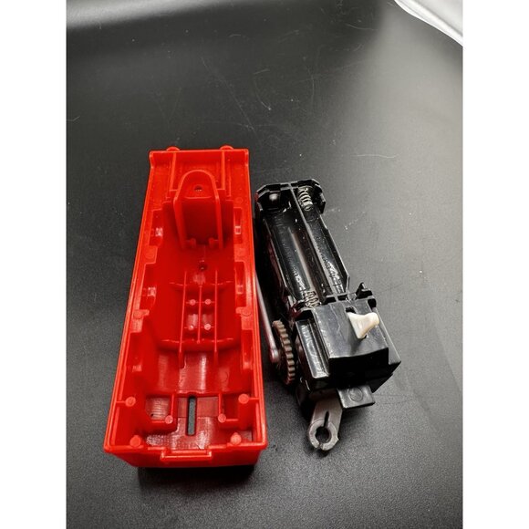 2013 Gullane Thomas the Train Trackmaster Motorized Limited Edition James WORKS - Picture 3 of 14